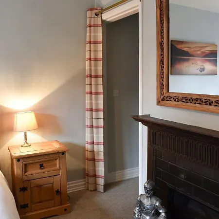 Holiday home Grey Walls *